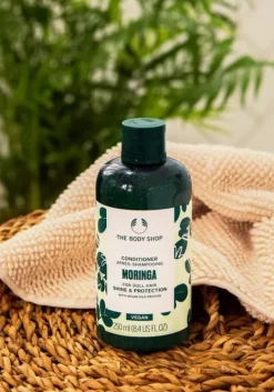 THE BODY SHOP Vedi Tutti Capelli | Balsamo-Balsamo Shine & Protect al Moringa