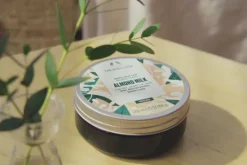 THE BODY SHOP Burri Corpo | Idratanti Corpo-Burro Corpo Latte di Mandorla