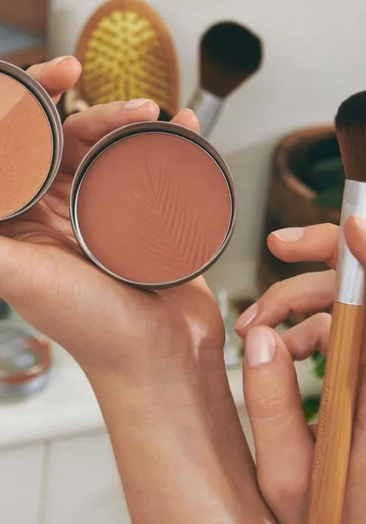 THE BODY SHOP Guance | Bronzing-Coconut Bronze Terra ed Illuminante