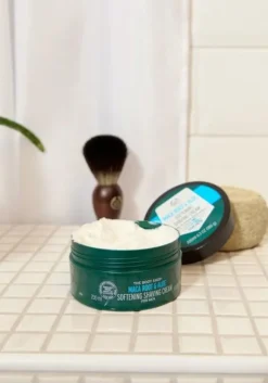 THE BODY SHOP Per Tipo Di Prodotto | La Pelle Maschile-Crema da Barba alla Radice di Maca & Aloe in Barattolo