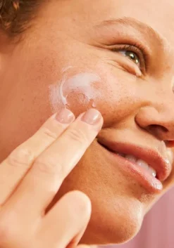 THE BODY SHOP Cura Della Pelle In Inverno | Idratanti-Crema Giorno Intensa Edelweiss