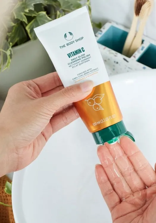 THE BODY SHOP Esfolianti E Peeling | Detergenti E Tonici-Detergente Esfoliante Viso alla Vitamina C